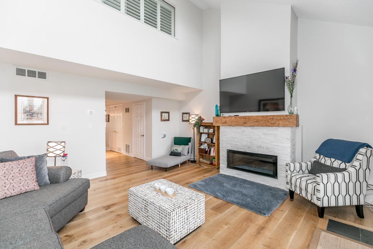 Stunning Townhouse - 3 Bdrm Blue Mountain Village Sauna! Blue Mountains Exterior foto